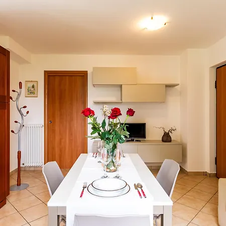 Apartment Montagne Verdi By Interhome *